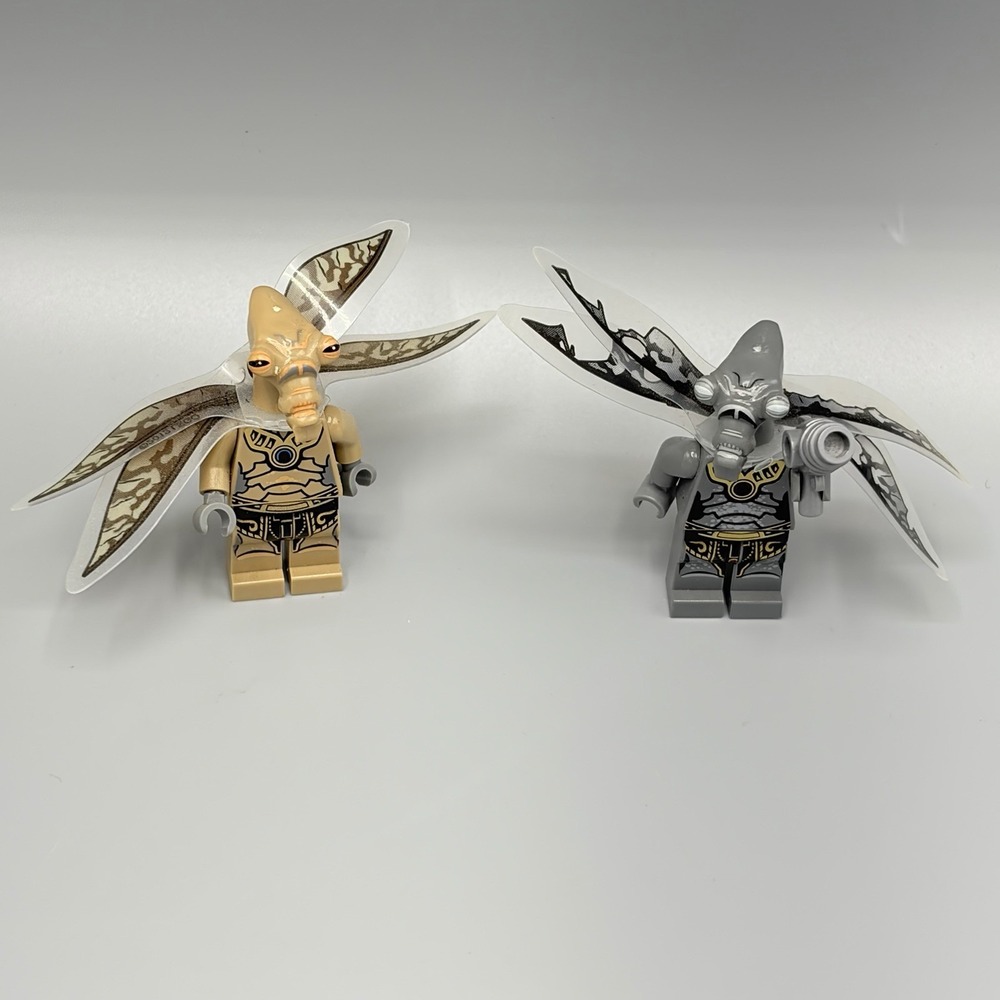 Lego Star Wars Geonosian Warrior with Wings Minifigure Set & Zombie